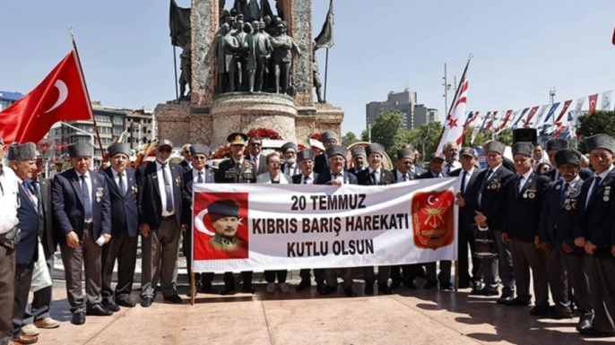 20 Temmuz Barış ve Özgürlük Bayramı Taksim'de kutlandı
