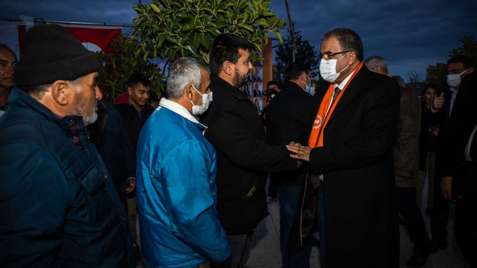 "Bu halkın sevgisine, yine çok çalışarak, teşekkür edeceğiz”