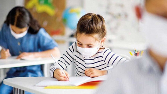 "Tedbirler artırılarak yüz yüze eğitime devam edilmelidir"