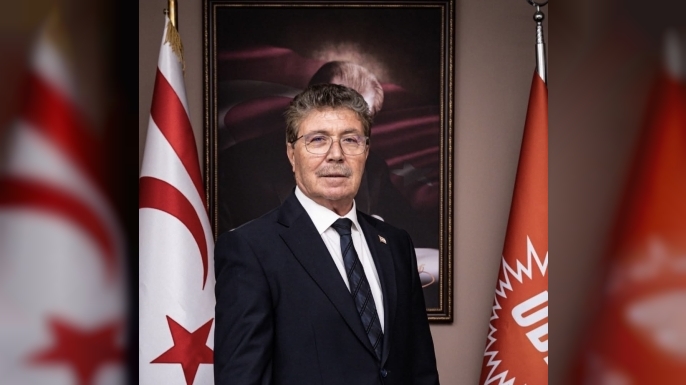 Başbakan Üstel: “Kıbrıs’ta Türk varlığı ebedi…Türkiye’nin ve Türk askerinin adadan ayrılması hayal dahi edilmez”