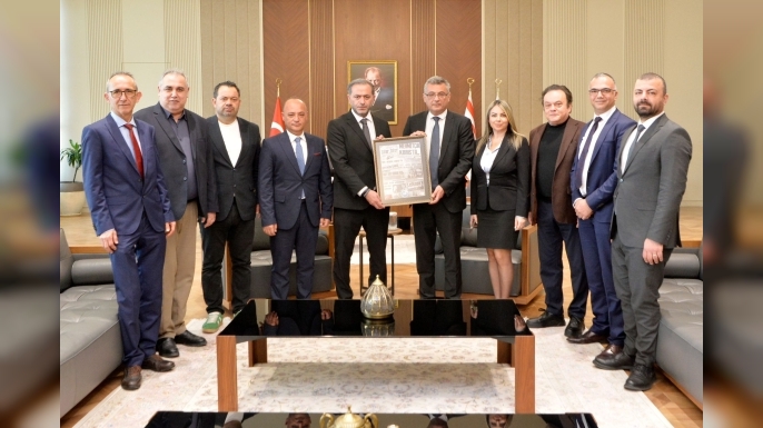 Cumhurbaşkanı Tufan Erhürman, Dış Basın Birliği heyetini kabul etti