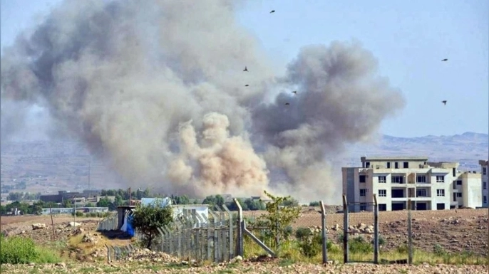 İran, Irak’taki muhalif Kürt grupların üslerini 3 füzeyle hedef aldığını duyurdu