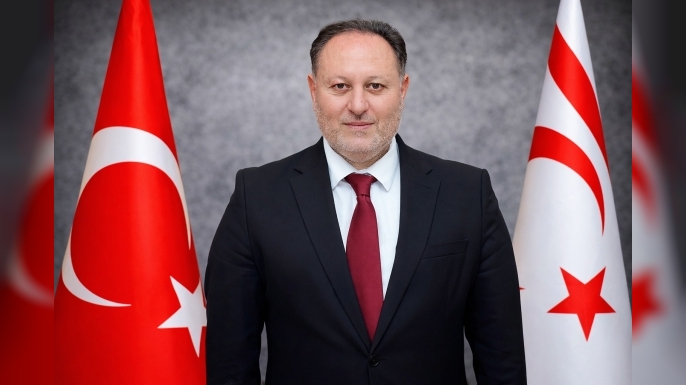 Öztürkler: "Çanakkale’de düşmana karşı duran Mehmetçik ile Kıbrıs’ta varlığını koruyan Türk halkı aynı zincirin halkaları"