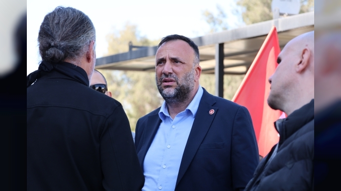 Çeler: Yaşananlar karşısında tek bir yol kaldı, o da hükümetin istifası