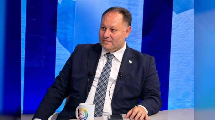 Öztürkler: "AB'nin çözüm çağrısı yaparken Türk tarafıyla görüşmekten kaçınması açık bir çelişkidir"