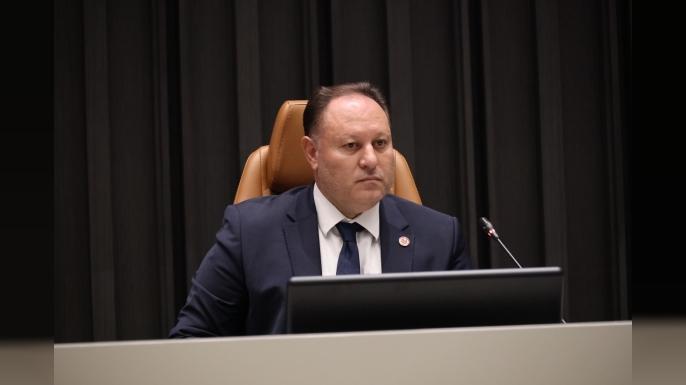 Öztürkler: "Cindoruk, Türk hukuk sistemine ve demokrasi kültürüne katkılarıyla her daim hatırlanacak"