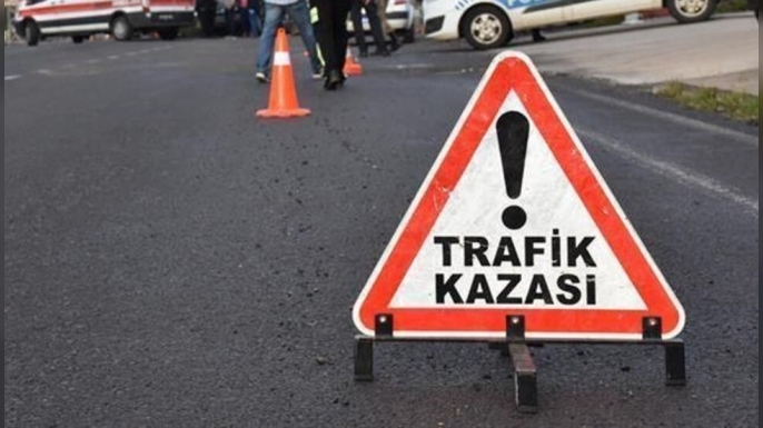 Pamuklu-Kumyalı yolundaki trafik kazasında bir kişi hayatını kaybetti, dört kişi yaralandı