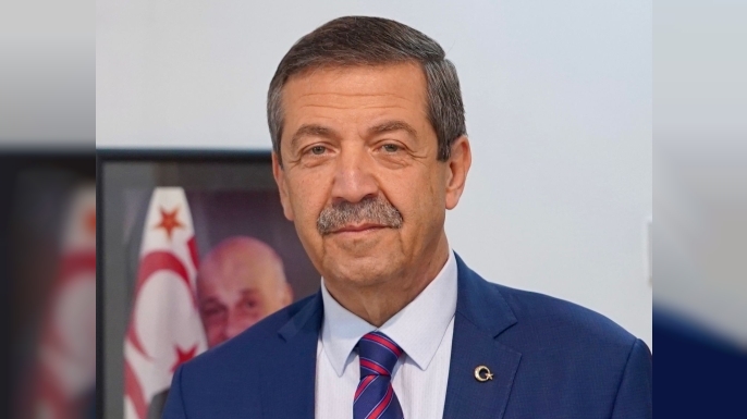 Dışişleri Bakanı Ertuğruloğlu, Azerbaycan’ın Bağımsızlık Günü’nü kutladı