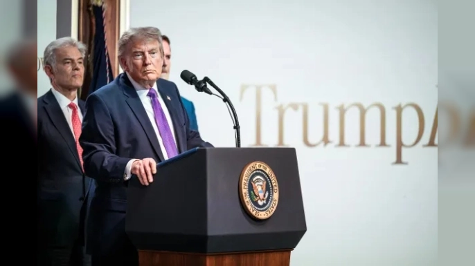 Trump: “İran'la anlaşma için acele etmeyin”