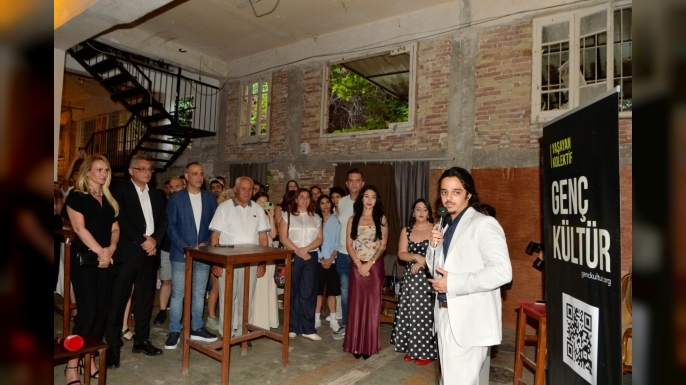 Erhürman çifti, Genç Kültür Kollektifi’nin tanıtım etkinliğine katıldı