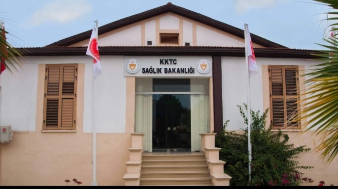 Sağlık Bakanlığı Bulaşıcı Hastalıklar Üst Komitesi Ebola virüsüyle ilgili açıklama yaptı