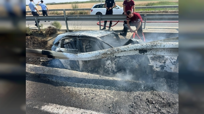 Trafik kazası ve araç yangını