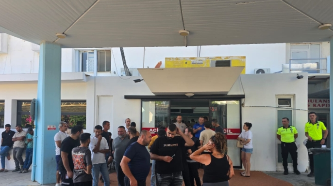 Özel, Başçeri ve Dinçyürek Nalbantoğlu Hastanesi'ni ziyaret etti