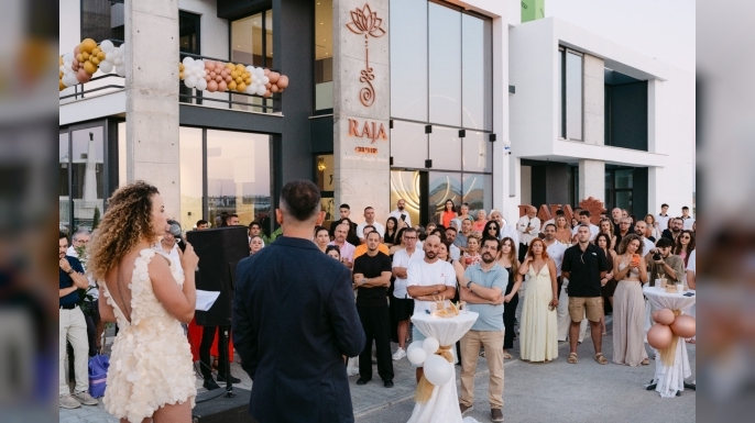 Raja Center kapılarını açtı...