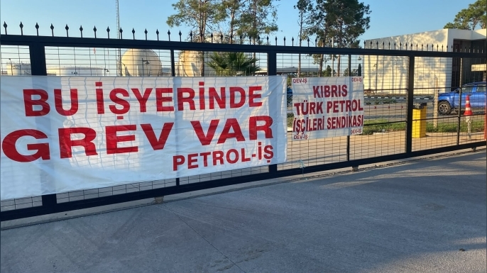 Dev-İş, Kıbrıs Türk Petrolleri’nde 2 saatlik uyarı grevi yapıyor