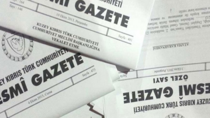 Erhan Arıklı’nın görevden alınma yazısı Erhürman tarafından da imzalanarak resmi gazetede yayınlandı