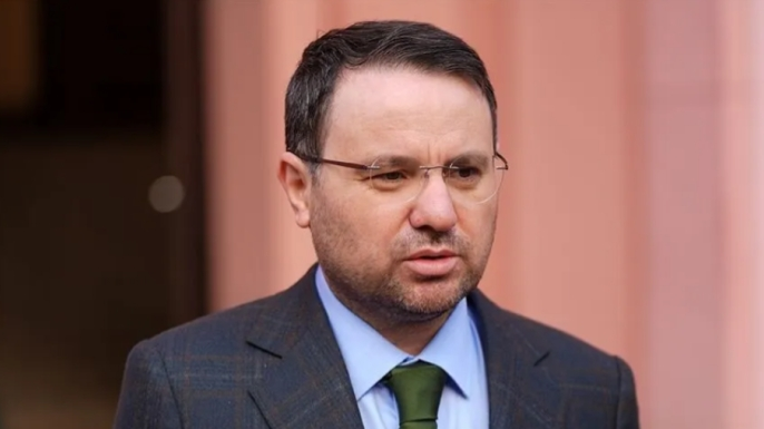 Gürlek'ten Kaşif Kozinoğlu soruşturması açıklaması: “Üç şüpheli gözaltına alındı, Kıbrıs'ta bulunduğu tespit edilen diğer şüpheli hakkındaki adli süreç devam ediyor”