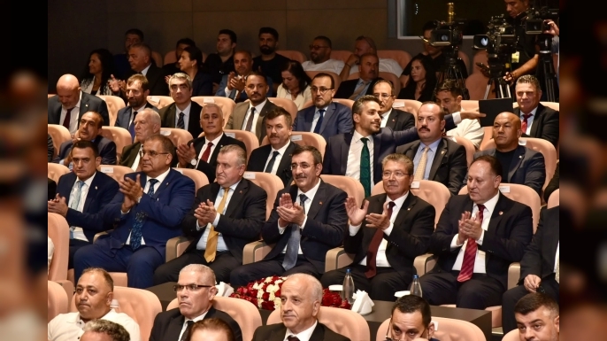 Lefkoşa'ya yeni stadyum ve spor kompleksi... Bak:"el birliğiyle çalıştık"