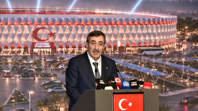 Lefkoşa’ya yeni stadyum ve spor kompleksi… Yılmaz: “Bu stadyum ve diğer projelerimizle KKTC’deki mühürlerin sayısını daha da çoğaltacağız”
