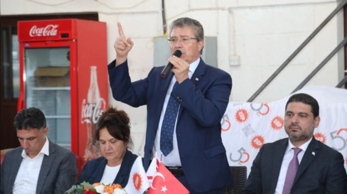 Ünal Üstel: Popülizm değil, icraat yapıyoruz