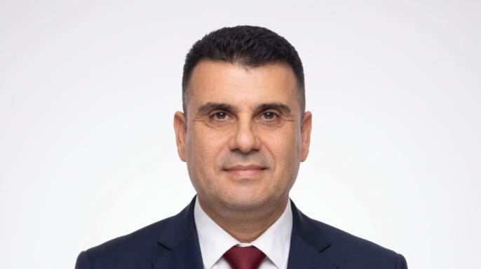 Akpınar, Lefkoşa ve Girne Belediyesi başkan adaylarını açıkladı