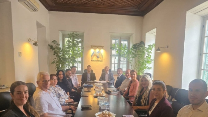 Halkın Partisi Mimarlar Odası'nı ziyaret etti