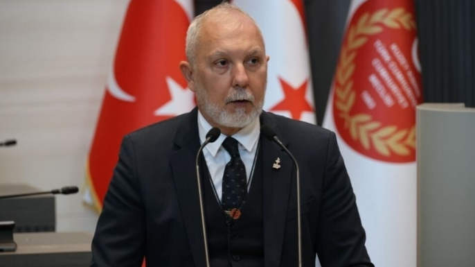 Akpınar: “Üniversiteler, siyaset kurumunun arka bahçesi değildir”