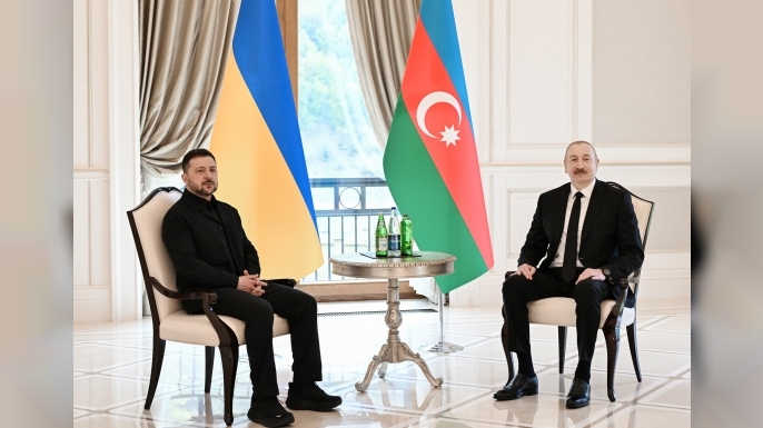 Aliyev ve Zelenskiy Azerbaycan'ın Gebele şehrinde görüştü