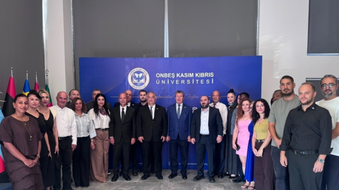 Başbakan Ünal Üstel, Onbeş Kasım Kıbrıs Üniversitesi’ni ziyaret etti