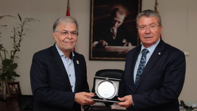 Başbakan Üstel, İslam İş Birliği Teşkilatı Parlamento Birliği heyetini kabul etti