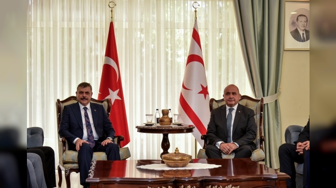 Çiftçi, Başçeri ile görüştü