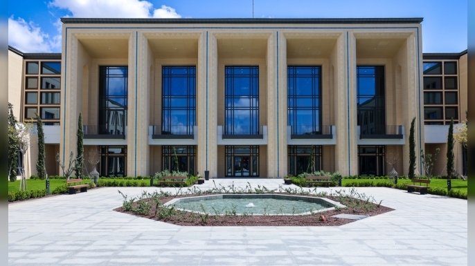 Cumhuriyet Meclisi pazartesi gününe ertelendi