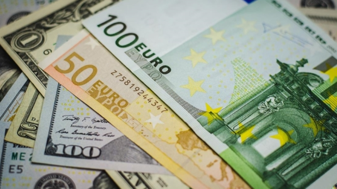 Dolar 47,35, euro 54,05, sterlin 63,65 TL’den işlem görüyor