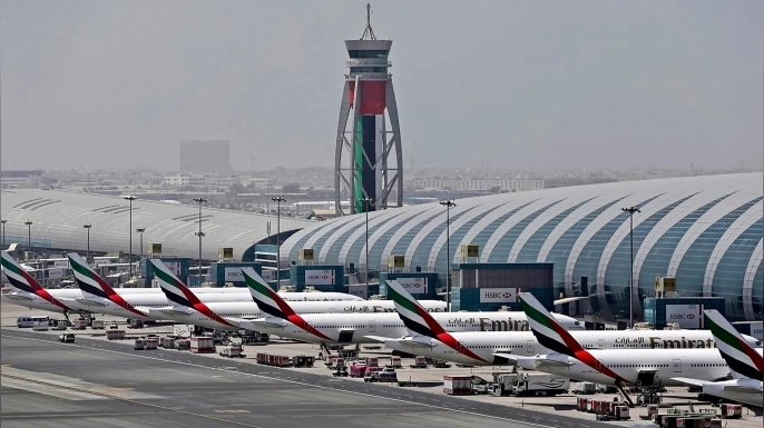 Dubai Uluslararası Havalimanı'nda uçuşlar kademeli olarak yeniden başladı