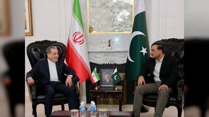 İran Dışişleri Bakanı Erakçi, Pakistan Genelkurmay Başkanı Munir ile İslamabad’da görüştü