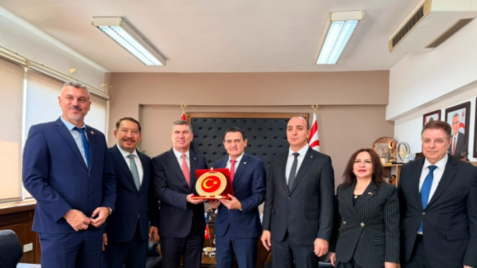 Oğuz, Akdeniz Belediyeler Birliği heyeti ile görüştü