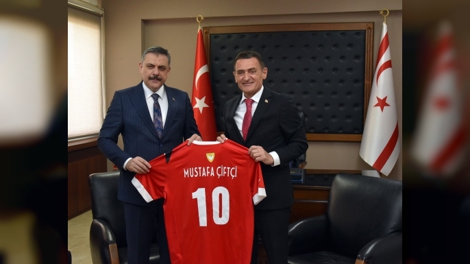 Oğuz, mevkidaşı Çiftçi ile görüştü:
