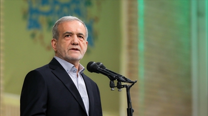 Pezeşkiyan: “İran, Lübnanlı kardeşlerimizi asla yalnız bırakmayacaktır”