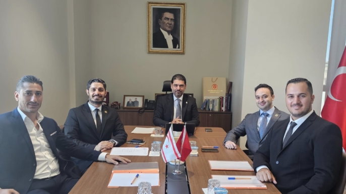 Savaşan, GİAD heyetiyle görüştü