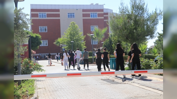 YKS'nin ilk oturumu TYT sona erdi... AYT ve YDT oturumları yarın