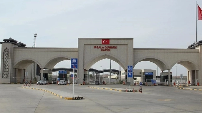 Yunanistan’dan başka bir Avrupa ülkesine gitmek isteyen dört göçmen yanlışlıkla Türkiye'ye gitti