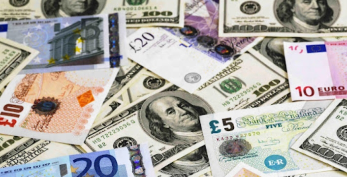 Euro 54,10, sterlin 63,45, dolar 47,40 liradan işlem görüyor