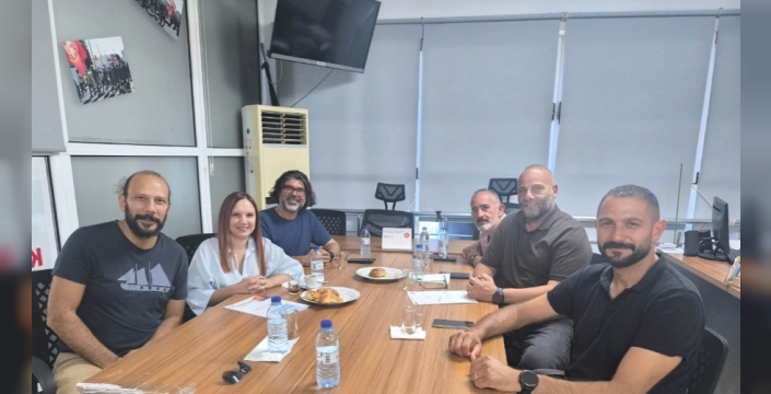 Bağımsızlık Yolu, El-Sen’i ziyaret etti