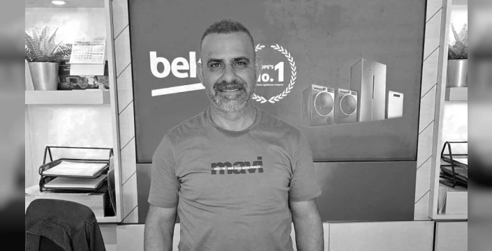 Halı sahada fenalaşan 53 yaşındaki Tugay Gezen hayatını kaybetti