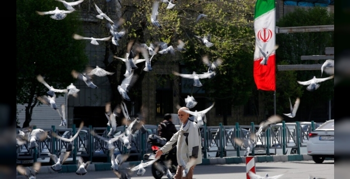 ABD ile İran arasında barış görüşmelerinin 10 Nisan'da Pakistan'da yapılması bekleniyor