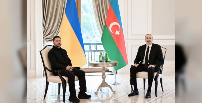 Aliyev ve Zelenskiy Azerbaycan'ın Gebele şehrinde görüştü