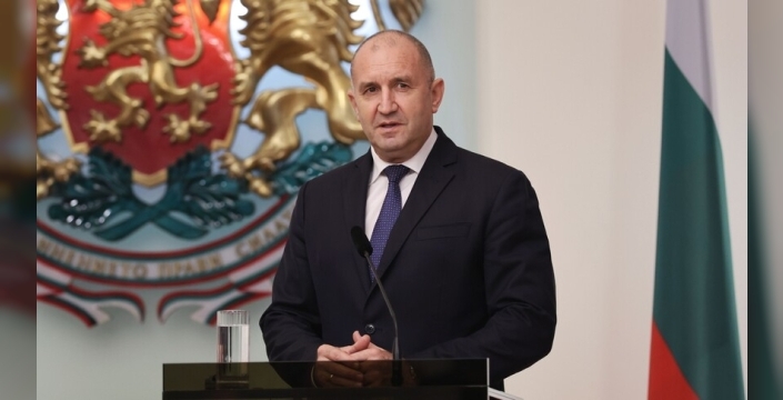 Bulgaristan'da hükümet güvenoyu aldı...Başbakan Radev yemin ederek göreve başladı