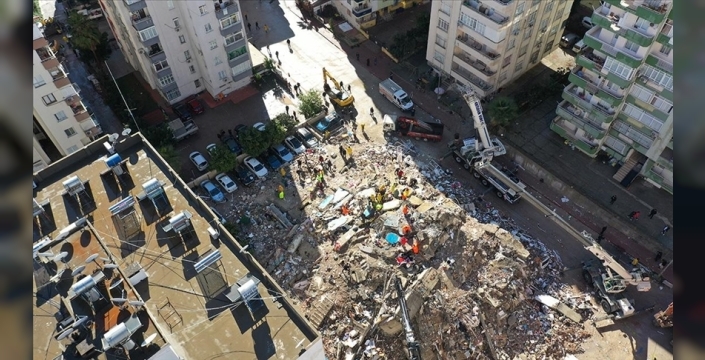 Depremde yıkılan Alpargün Apartmanı davası: 62 kez müebbet alan müteahhidin cezası 22 yıl 6 aya indirildi