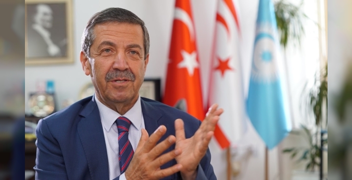 Ertuğruloğlu: “Adada yan yana yaşayan, egemen eşit iki ayrı devletin varlığı yegâne gerçek”