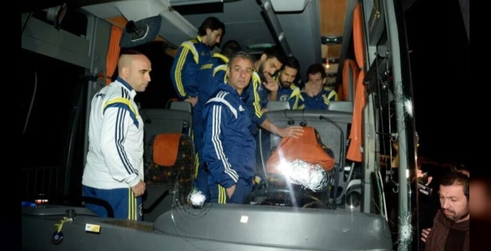 Fenerbahçe otobüsüne silahlı saldırı: Beş kişiye gözaltı kararı